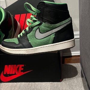 Nike Black and Green Zoom High-Tops Air Jordan
